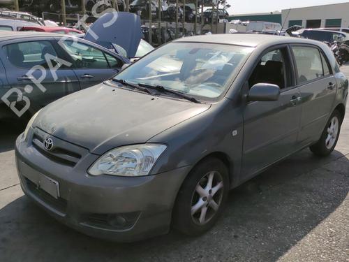 Brugte TOYOTA COROLLA (_E12_) 2.0 D-4D (CDE120R, CDE120L_) 4791167