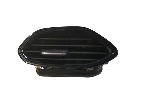 Używane Kratka nawiewu OPEL CROSSLAND X / CROSSLAND (P17, P2QO) 1.2 (75) (110 hp) 25605504