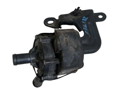 Used Auxiliary water pump Auxiliary water pump RENAULT ZOE (BFM_) ZOE (92 hp) 35735271 35735271