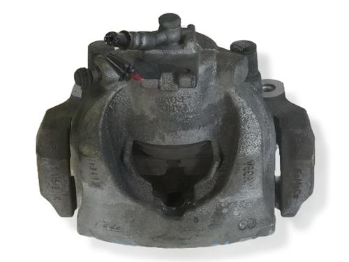 Venstre bremsekaliber foran JAGUAR XE (X760) [2015-2025]  22790907