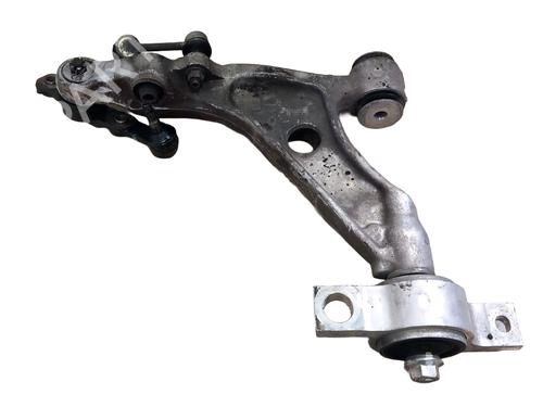 Used Left front suspension arm Left front suspension arm LEXUS IS III (_E3_) 300h (AVE30_, AVE30R) (220 hp) 33403921 33403921