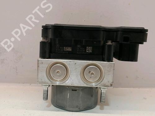 Used ABS pump ABS pump DACIA SANDERO II 1.5 dCi 75 / Blue dCi 75 (B8JW, B8M4, B8AH, B8M7, B8M6) (75 hp) 33403915 33403915