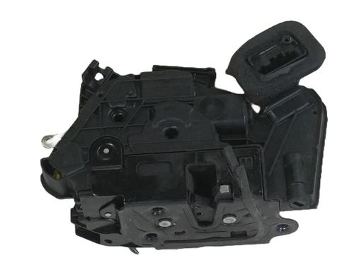 front-right-lock-seat-leon-st-5f8-2012-2013-2014-2015-2016-2017-2018-2019-2020-34468252 main image