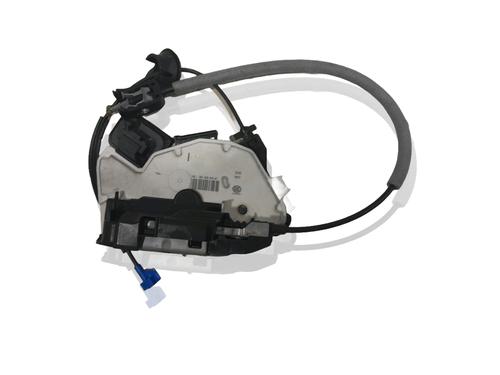 Højre bagtil lås SEAT LEON ST (5F8) 1.4 TSI (150 hp) 23042780
