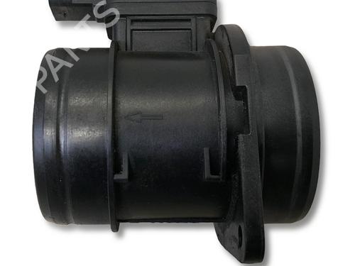 Used Mass air flow sensor Mass air flow sensor SEAT LEON ST (5F8) 1.6 TDI (115 hp) 35733740 35733740