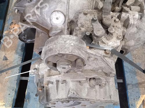 Gearbox CHRYSLER VOYAGER IV (RG, RS) 2.5 CRD | BP17698572M3 