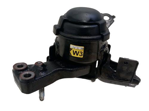 Used Engine mount TOYOTA YARIS (_P13_) 1.5 Hybrid (NHP130_) (101 hp) 25347321