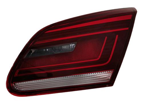 right-tailgate-light-vw-passat-b7-362-2010-2011-2012-2013-2014-2015-2016-33409143 main image