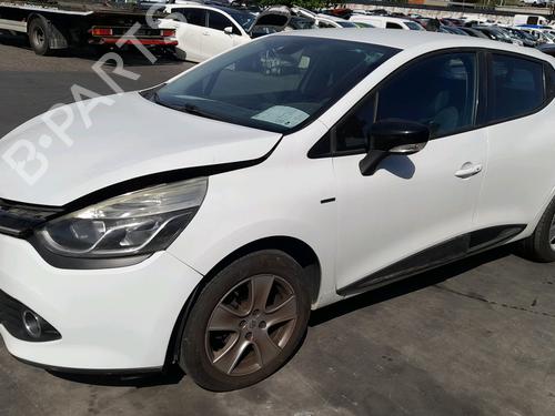 Brugte RENAULT CLIO IV (BH_)  0.9 TCe 90 (BHNF, BHMA, BHMH, BHJK, BHJR)  4642108