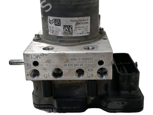 Used ABS pump ABS pump CITROËN C3 III (SX) 1.5 BlueHDi 100 (SXYHYP, SXYHTU) (102 hp) 33408457 33408457