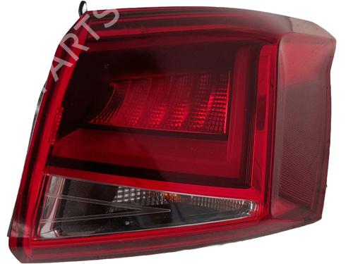 Used Right taillight SEAT ARONA (KJ7, KJP) 1.0 TSI (95 hp) 27437365