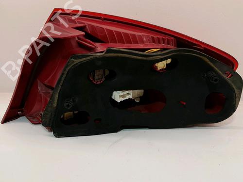 Used Left taillight Left taillight PEUGEOT 407 (6D_) 1.6 HDi 110 (6D9HZC, 6D9HYC) (109 hp) 34447419 34447419