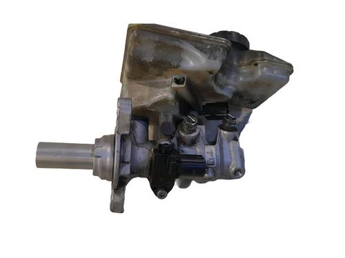 Used Brake master cylinder SEAT LEON ST (5F8) 1.6 TDI (110 hp) 24667603