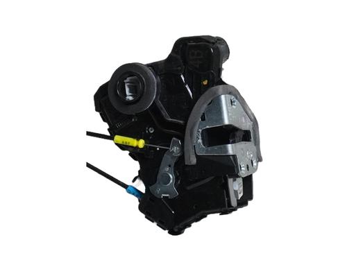 Used Front right lock Front right lock TOYOTA AURIS (_E18_) 1.8 Hybrid (ZWE186_, ZWE186R) (136 hp) 34464101 34464101