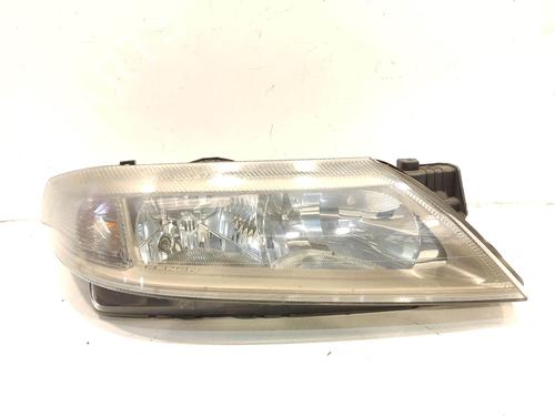 Used Right headlight Right headlight RENAULT LAGUNA II (BG0/1_) 1.8 16V (BG0B, BG0C, BG0J, BG0M, BG0V) (121 hp) 34487865 34487865