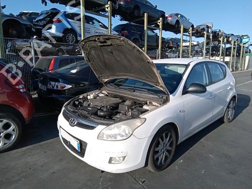 Kotflügel rechts vorne für HYUNDAI i30 (FD) 1.6 CRDi (116 hp) 18555988