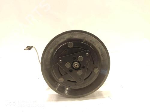 Used AC compressor AC compressor RENAULT SAFRANE II (B54_) 2.2 dT (B54G) (113 hp) 35729095 35729095