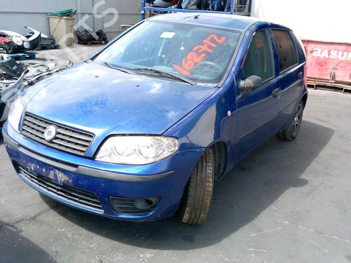 Used Left headlight FIAT PUNTO (188_) 1.3 JTD 16V (70 hp) 18557778