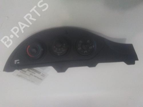 Used Climate control TOYOTA YARIS (_P13_) 1.0 (KSP130_, KSP130) (69 hp) 14452435