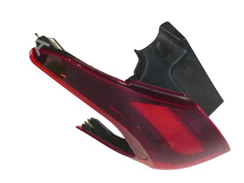 Used Left taillight Left taillight PEUGEOT 2008 I (CU_) 1.2 THP 130 / PureTech 130 (130 hp) 33407179 33407179