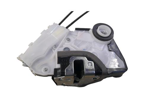 Used Front right lock Front right lock TOYOTA YARIS (_P13_) 1.5 Hybrid (NHP130_) (101 hp) 34549072 34549072