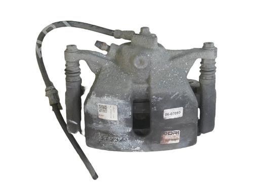 right-front-brake-caliper-seat-leon-st-5f8-2012-2013-2014-2015-2016-2017-2018-2019-2020-33408538 main image