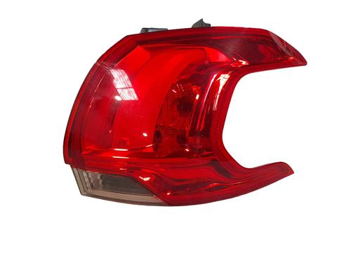 Used Right taillight Right taillight PEUGEOT 2008 I (CU_) 1.2 THP 110 / PureTech 110 (110 hp) 34546341 34546341