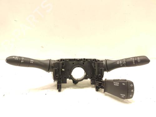 Used Switch RENAULT MEGANE IV Hatchback (B9A/M/N_) 1.5 dCi 110 (B9A3) (110 hp) 14466312