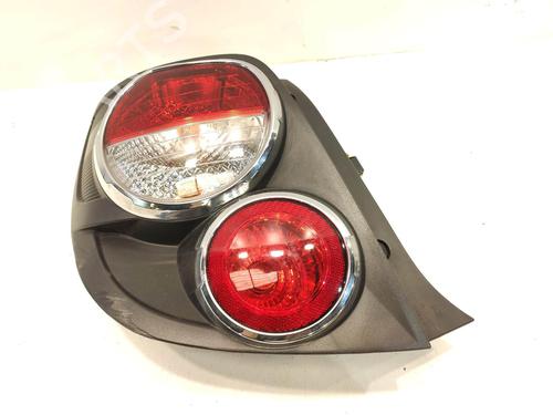 Used Left taillight Left taillight CHEVROLET AVEO Hatchback (T300) 1.4 (101 hp) 34487009 34487009