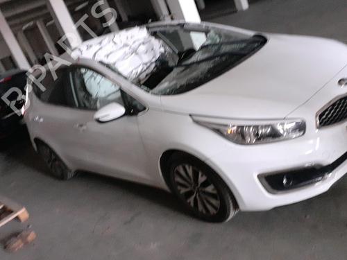 Right front fog light KIA PRO CEE'D (JD) 1.4 CRDi 90 | BP34551586C31 - Image 4