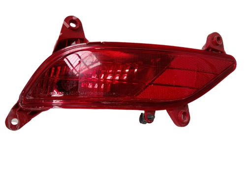 rear-fog-light-kia-carens-iv-2013-33409509 main image