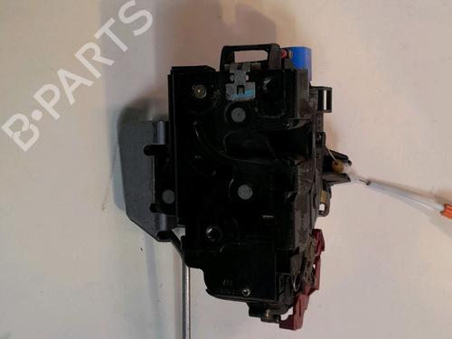 Used Front right lock AUDI A3 Sportback (8PA) 1.6 (102 hp) 18555917