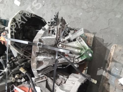 Used Gearbox Gearbox RENAULT CLIO II (BB_, CB_) 1.2 (BB0A, BB0F, BB10, BB1K, BB28, BB2D, BB2H, CB0A,... (58 hp) 34489872 34489872