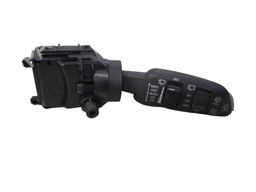 switch-ssangyong-xlv-suv-2016-34551098 main image