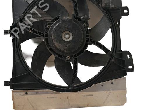 Used Radiator fan PEUGEOT 208 I (CA_, CC_) 1.0 VTi (68 hp) 27930503
