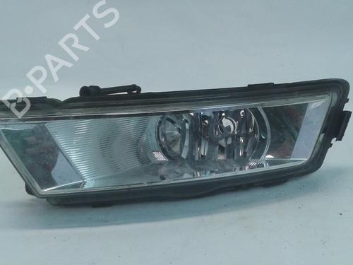 Used Left front fog light Left front fog light SKODA RAPID Spaceback (NH1) 1.6 TDI (105 hp) 34482184 34482184