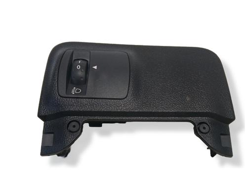 headlight-switch-renault-megane-iv-hatchback-b9amn_-2015-34466010 main image