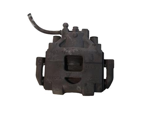 Used Right front brake caliper Right front brake caliper TOYOTA YARIS (_P13_) 1.5 Hybrid (NHP130_) (101 hp) 34546653 34546653