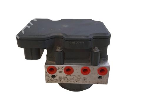 Used ABS pump ABS pump TOYOTA AURIS (_E15_) 1.4 D-4D (NDE150_, NDE150R) (90 hp) 33406110 33406110