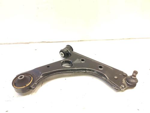 Used Right front suspension arm Right front suspension arm OPEL CORSA E (X15) 1.4 (08, 68) (90 hp) 34489085 34489085