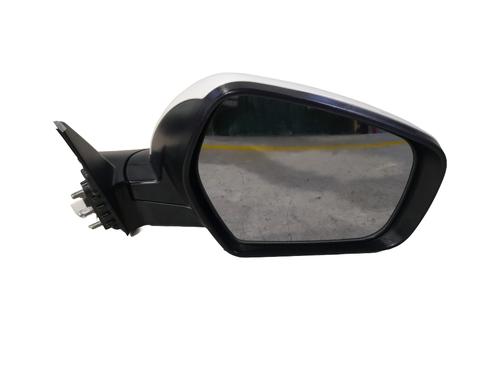 right-mirror-ssangyong-tivoli-2015-34550400 main image