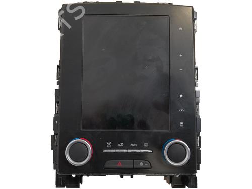 display-monitor-renault-megane-iv-hatchback-b9amn_-2015-34469921 main image