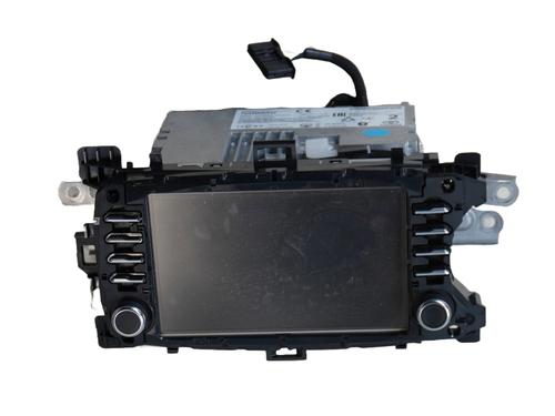 Used Radio TOYOTA YARIS (_P13_) 1.5 Hybrid (NHP130_, NHP130) (101 hp) 19574996