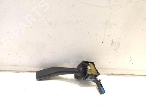 Used Switch Switch SKODA SUPERB I (3U4) 1.9 TDI (115 hp) 40512077 40512077