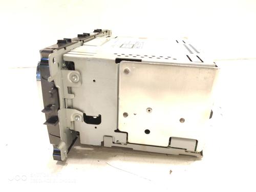 Used Radio FORD MONDEO III (B5Y) [2000-2007]  18701727