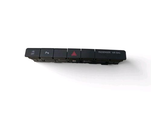 Used Warning switch Warning switch VW T-CROSS (C11, D31) 1.0 TSi (116 hp) 40199451 40199451