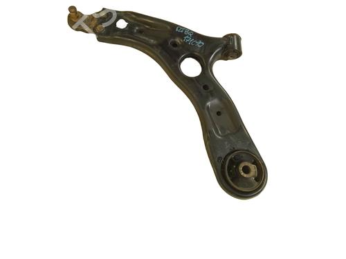 left-front-suspension-arm-kia-carens-iv-2013-33409540 main image