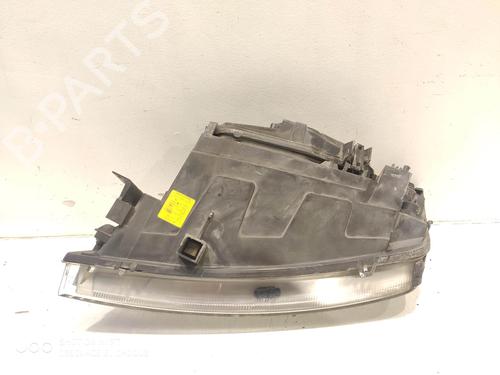 Used Right headlight Right headlight FORD MONDEO III (B5Y) 2.0 TDCi (130 hp) 34489423 34489423