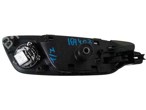Venstre bak invendig håndtak SEAT LEON (1P1)  | BP23969870I15 