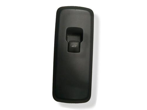 switch-land-rover-discovery-v-l462-2016-34492819 main image